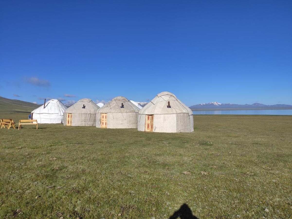 Yurt Camp Ali-Nur at Lake Song-Kol Naryn Exterior photo